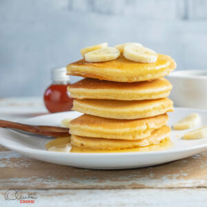 Fluffy Banana Oatmeal Pancakes