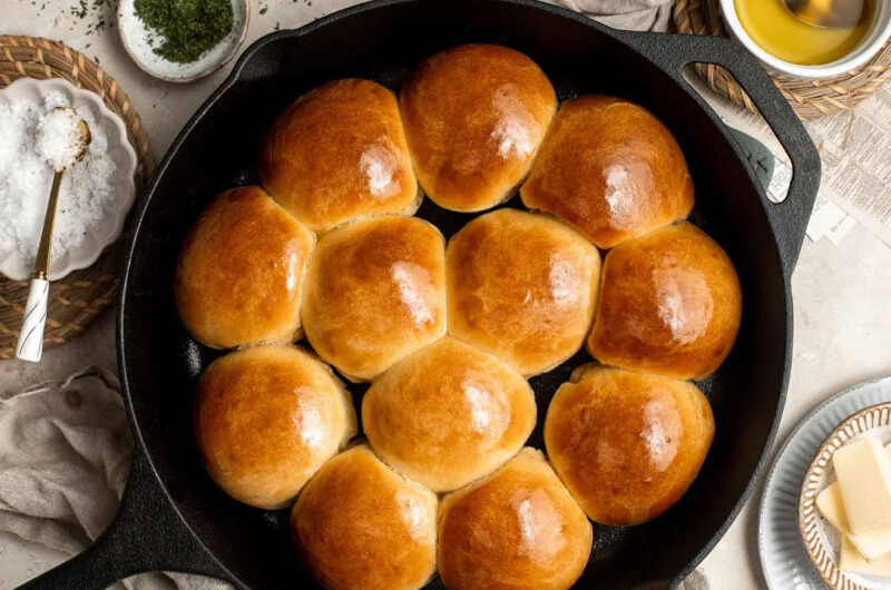 Dinner Bread Rolls