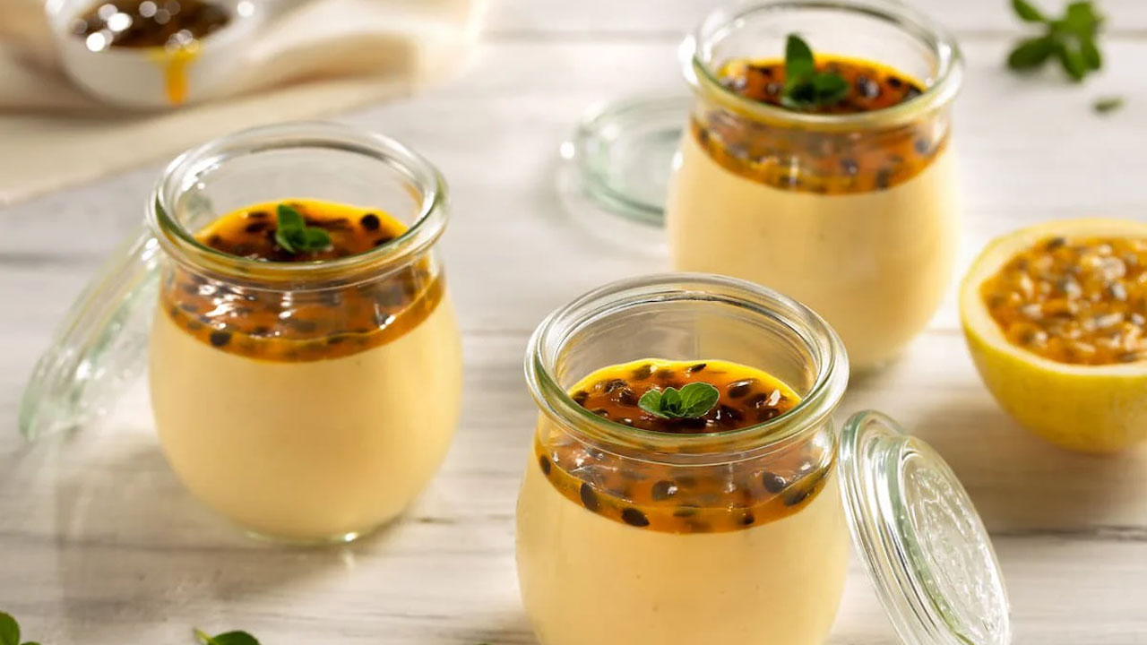 Passion Fruit Cloud (fluffy mousse)